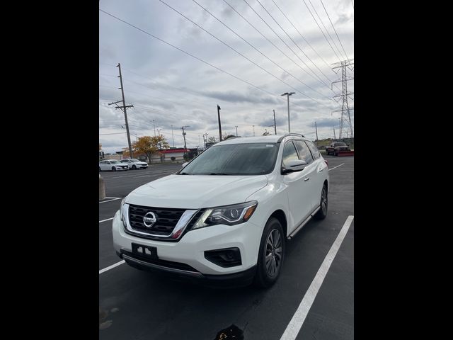 2020 Nissan Pathfinder S