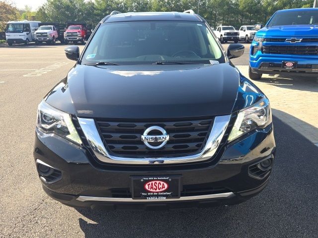 2020 Nissan Pathfinder S