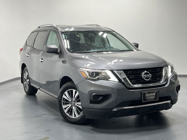 2020 Nissan Pathfinder S