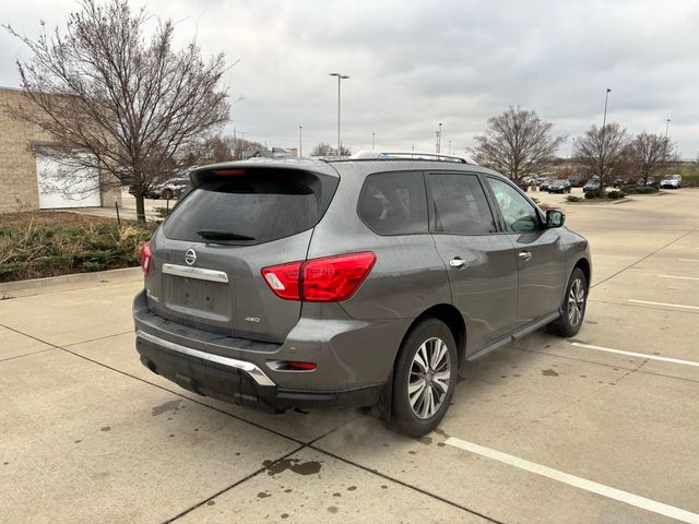 2020 Nissan Pathfinder S