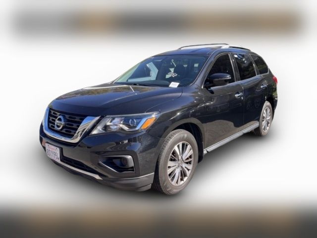 2020 Nissan Pathfinder S