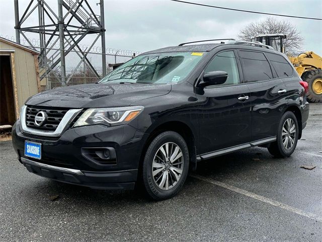 2020 Nissan Pathfinder S