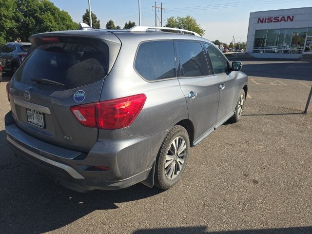 2020 Nissan Pathfinder S