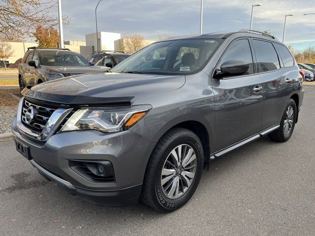 2020 Nissan Pathfinder S