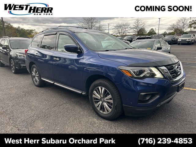 2020 Nissan Pathfinder S