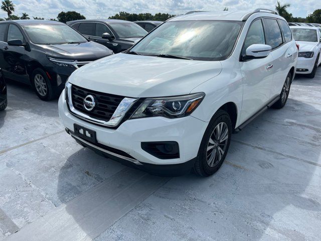 2020 Nissan Pathfinder S