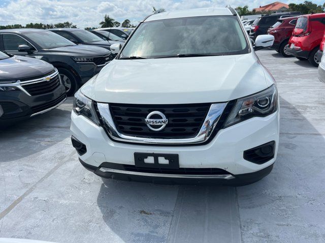 2020 Nissan Pathfinder S