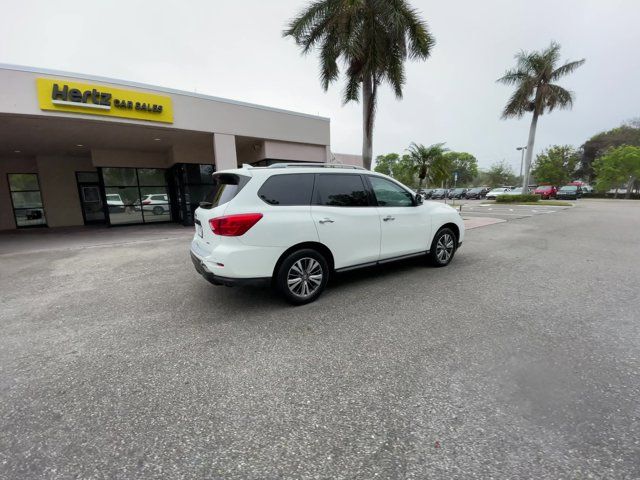 2020 Nissan Pathfinder S