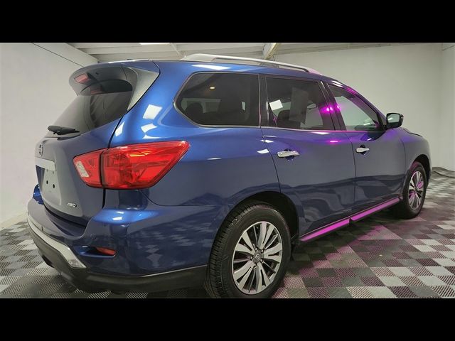 2020 Nissan Pathfinder S