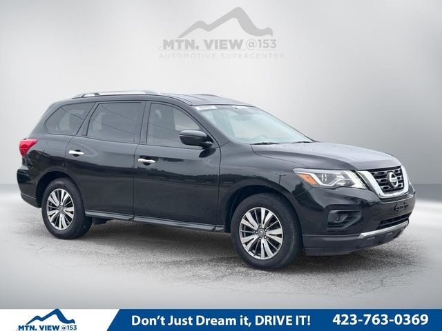 2020 Nissan Pathfinder S