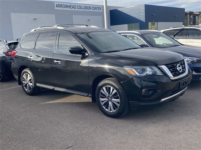 2020 Nissan Pathfinder S