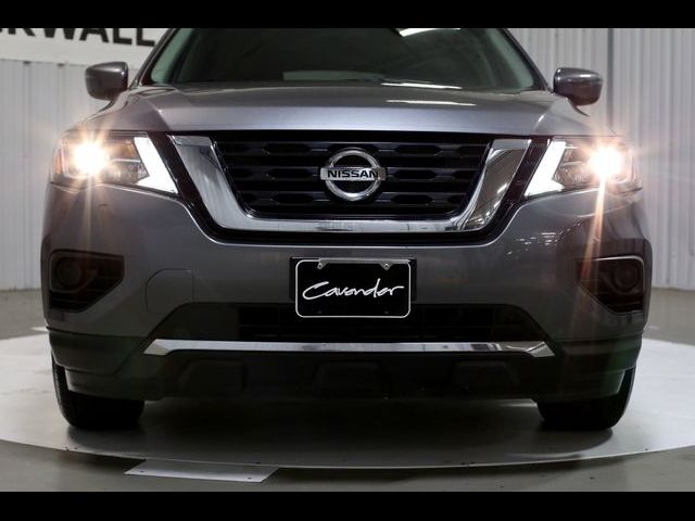 2020 Nissan Pathfinder S