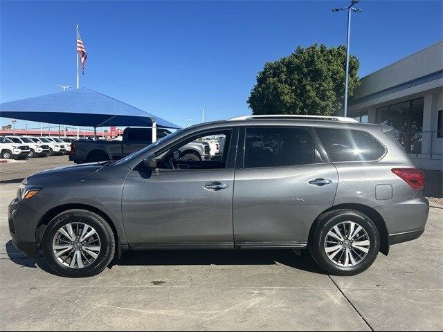 2020 Nissan Pathfinder S