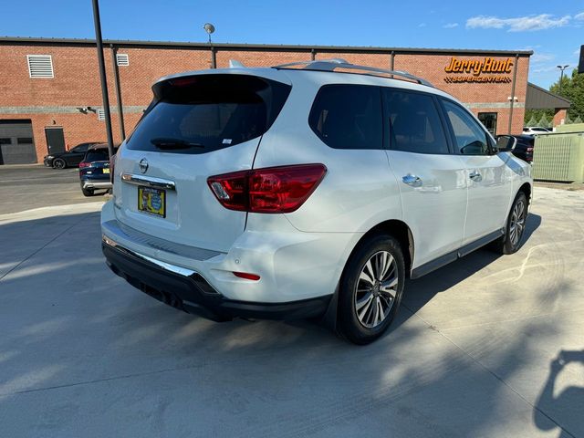 2020 Nissan Pathfinder S