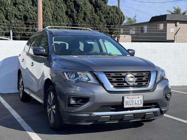 2020 Nissan Pathfinder S