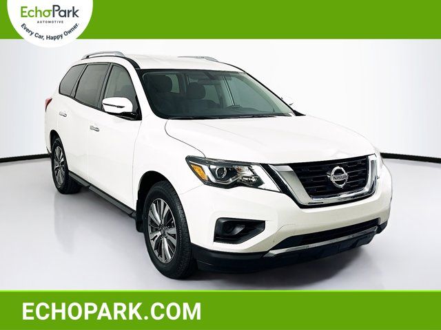 2020 Nissan Pathfinder S