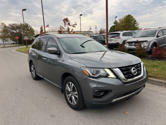 2020 Nissan Pathfinder S