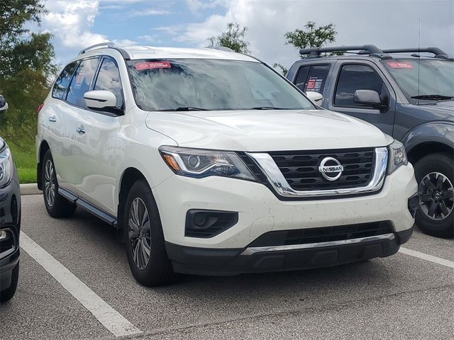 2020 Nissan Pathfinder S