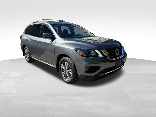 2020 Nissan Pathfinder S