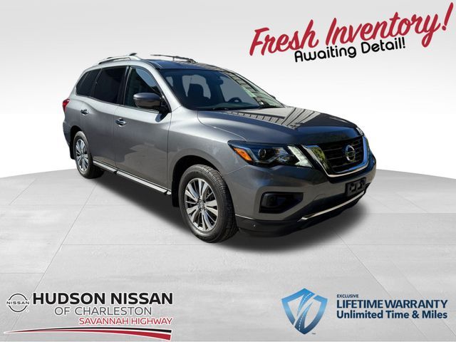 2020 Nissan Pathfinder S