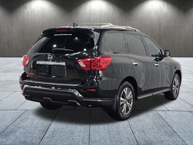 2020 Nissan Pathfinder S