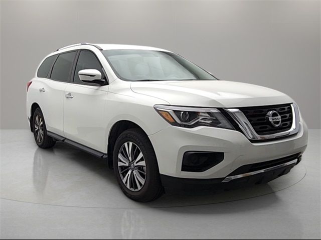2020 Nissan Pathfinder S