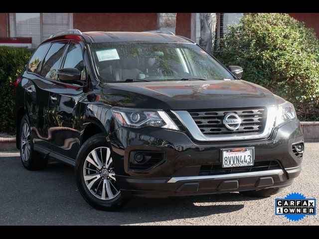 2020 Nissan Pathfinder S