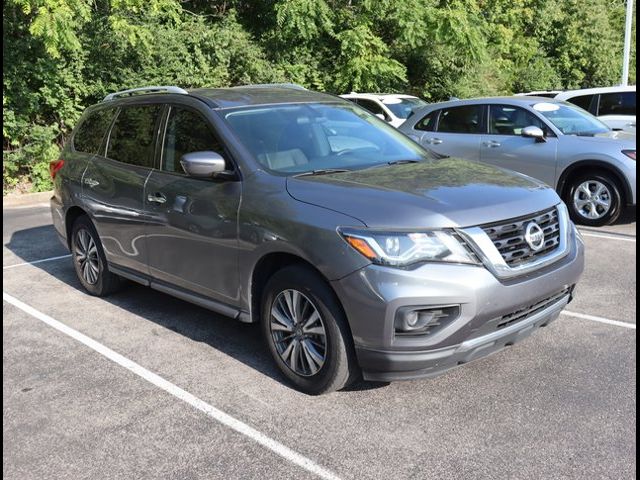 2020 Nissan Pathfinder S