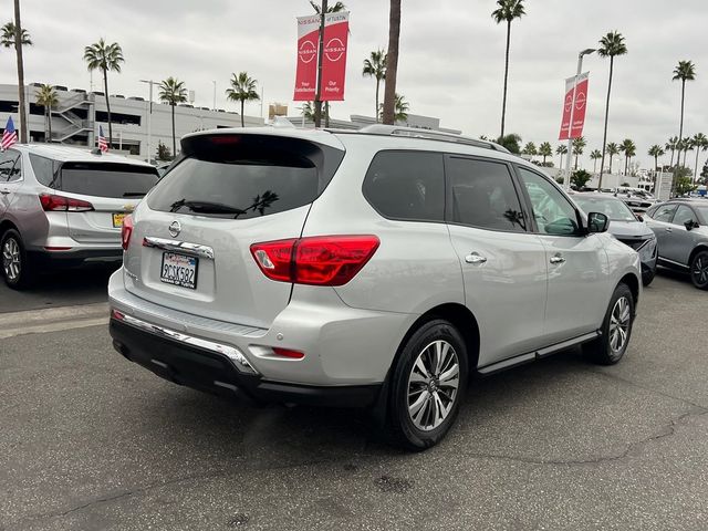 2020 Nissan Pathfinder S