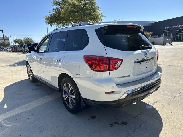 2020 Nissan Pathfinder S