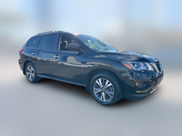 2020 Nissan Pathfinder S