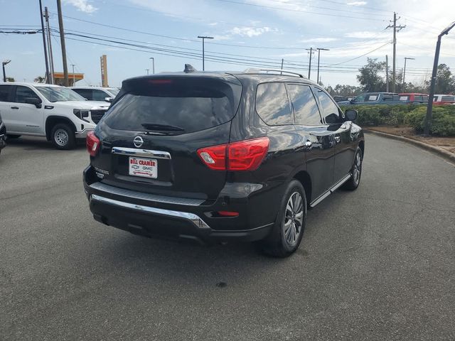 2020 Nissan Pathfinder S