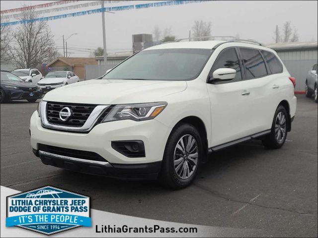 2020 Nissan Pathfinder S