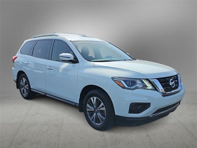 2020 Nissan Pathfinder S