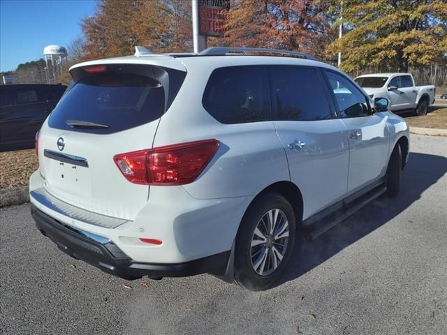 2020 Nissan Pathfinder S