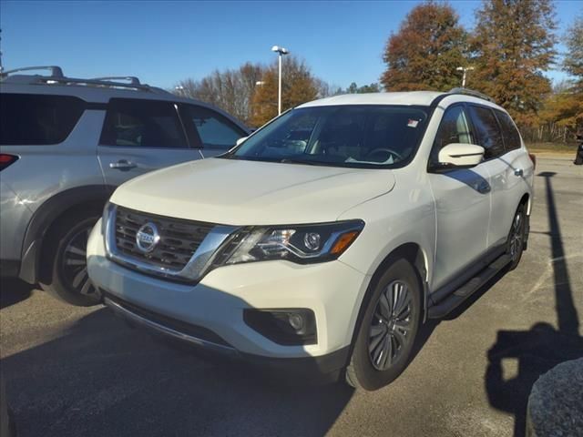 2020 Nissan Pathfinder S