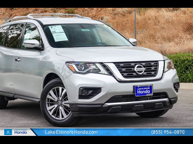 2020 Nissan Pathfinder S