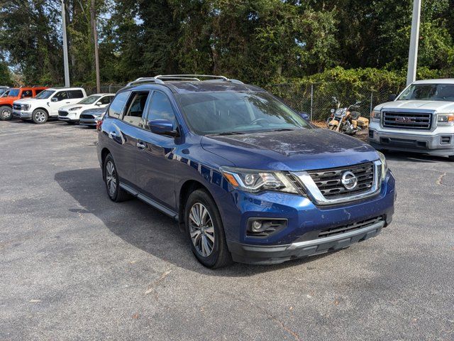 2020 Nissan Pathfinder S