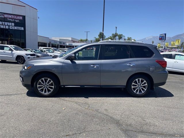 2020 Nissan Pathfinder S