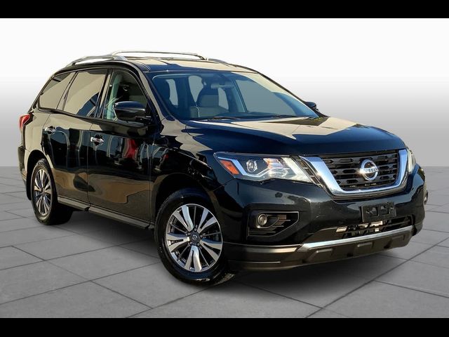 2020 Nissan Pathfinder S