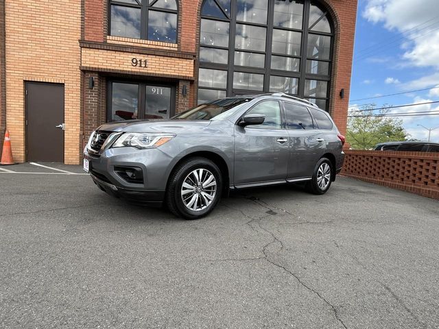 2020 Nissan Pathfinder S