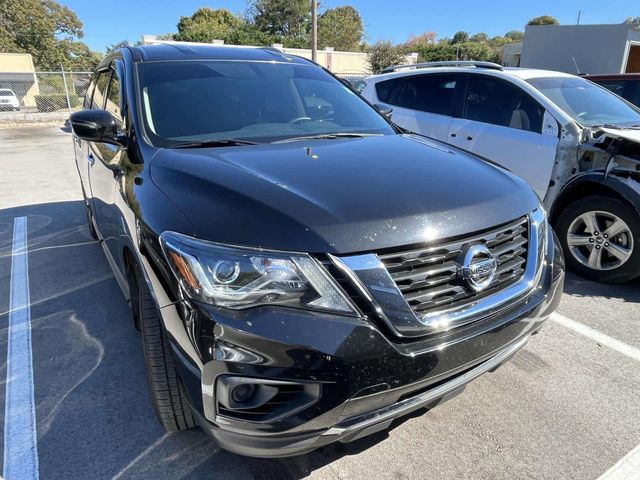 2020 Nissan Pathfinder S