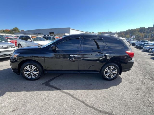 2020 Nissan Pathfinder S