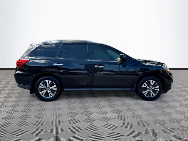 2020 Nissan Pathfinder S