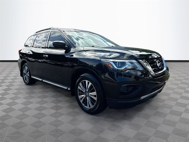 2020 Nissan Pathfinder S