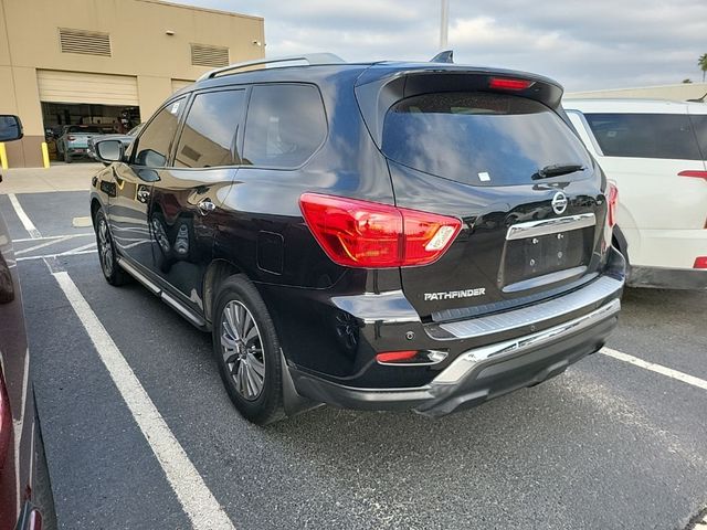 2020 Nissan Pathfinder S