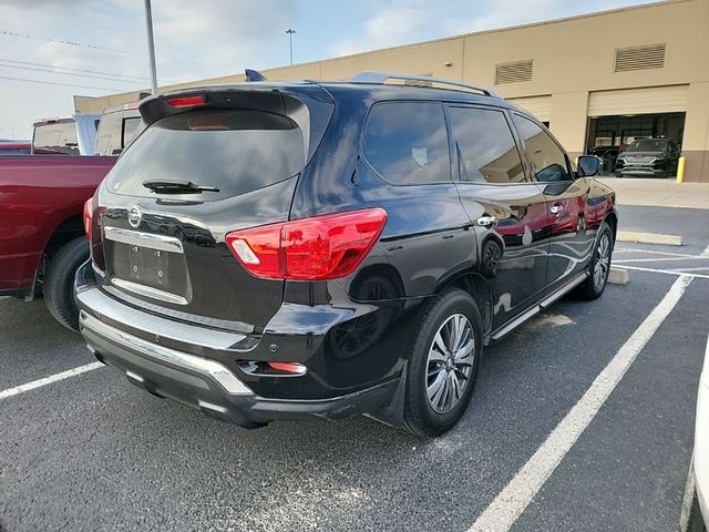 2020 Nissan Pathfinder S