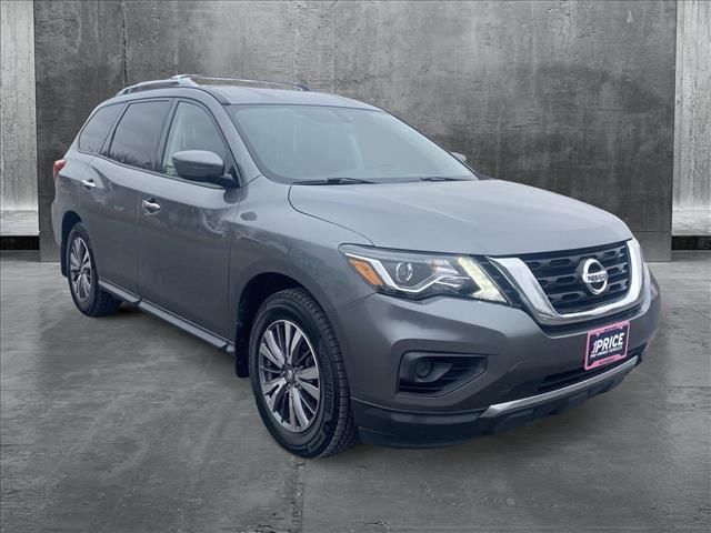 2020 Nissan Pathfinder S