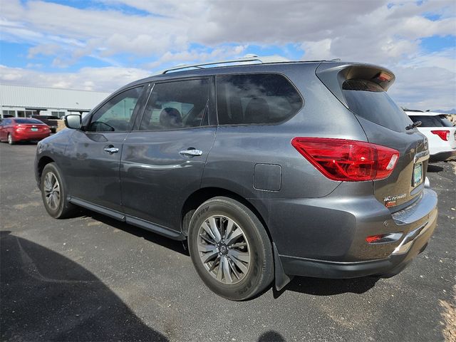 2020 Nissan Pathfinder S