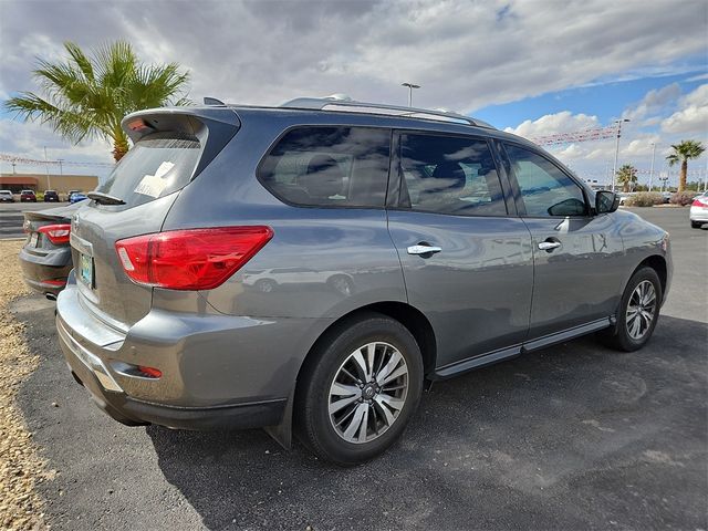 2020 Nissan Pathfinder S